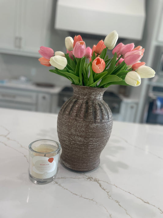 Faux Tulips + The Yummiest Candle: My Favorite Budget-Friendly Home Finds 🌷🕯️ Faux Tulips + The Yummiest Candle: My Favorite Budget-Friendly Home Finds 🌷🕯️