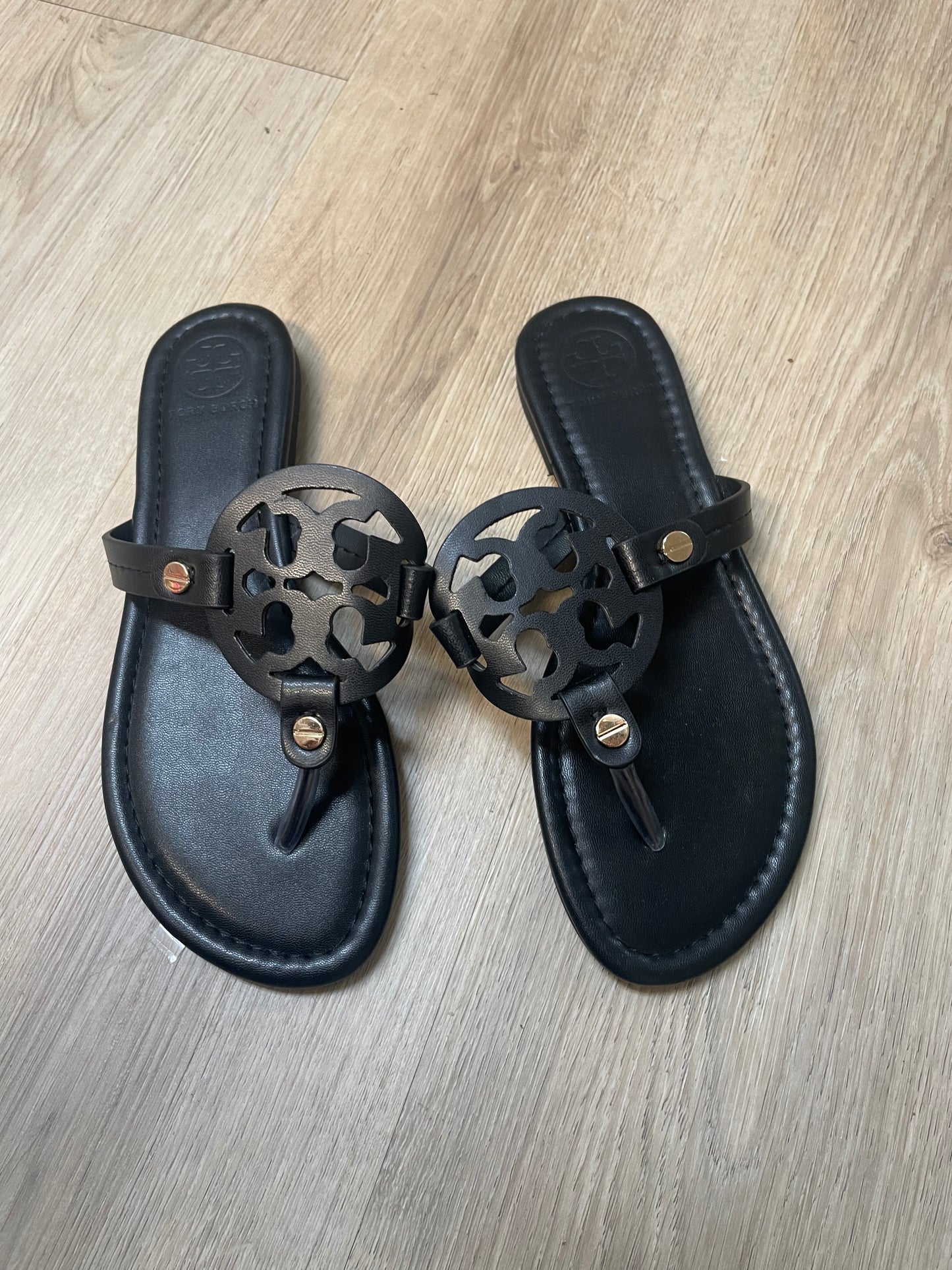 T Sandals