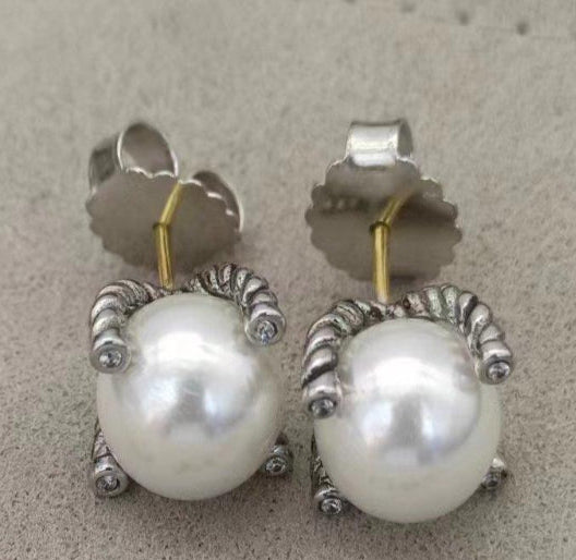 Pearl Studs