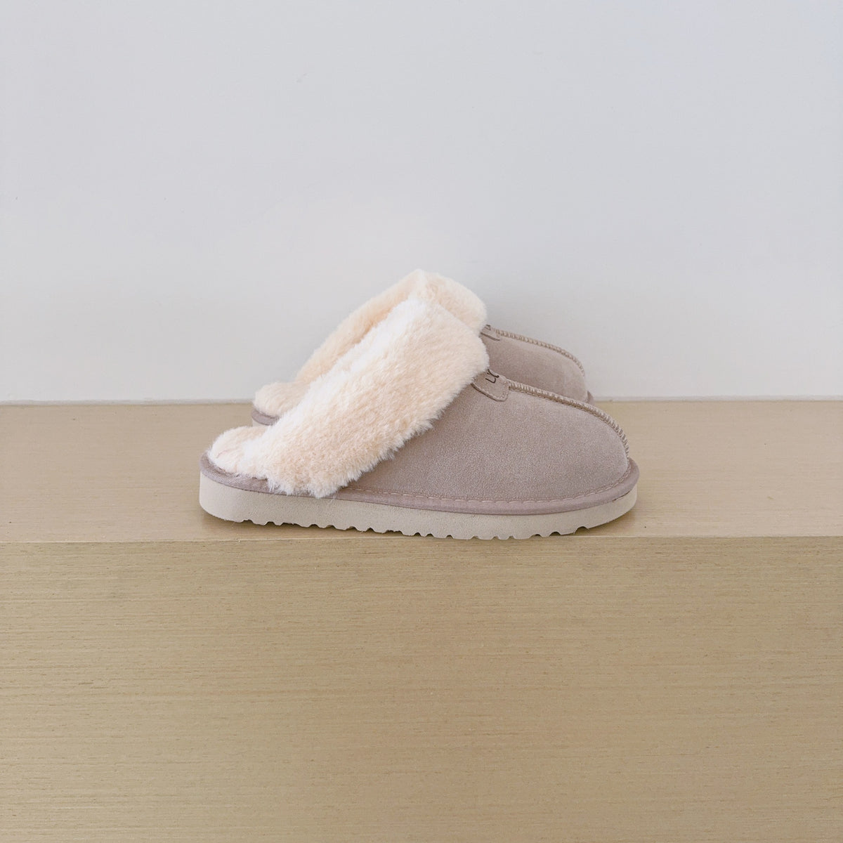 Preorder Women's Classic Platform Slippers (eta 4weeks)