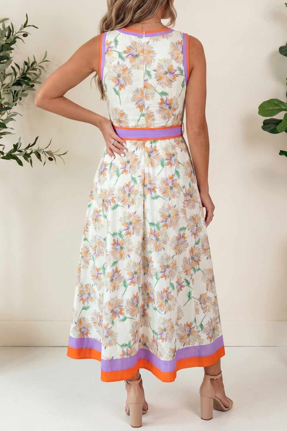 Pre-order White Floral Sleeveless Dress