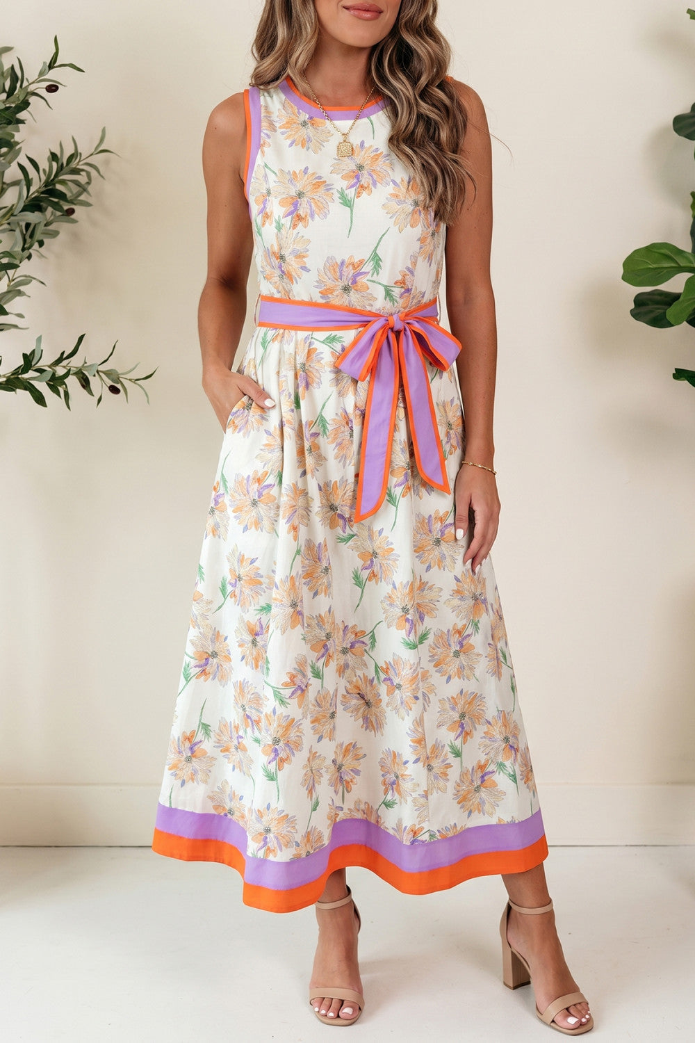 Pre-order White Floral Sleeveless Dress