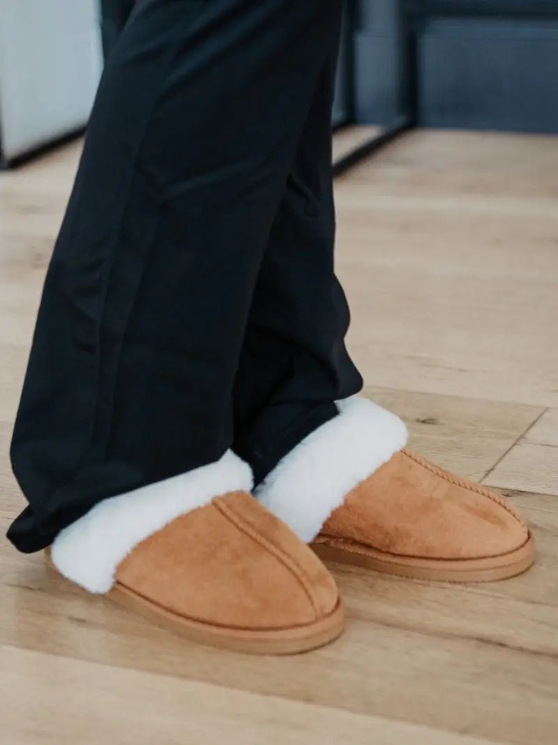 Pre-order Chestnut Faux Fur Slippers